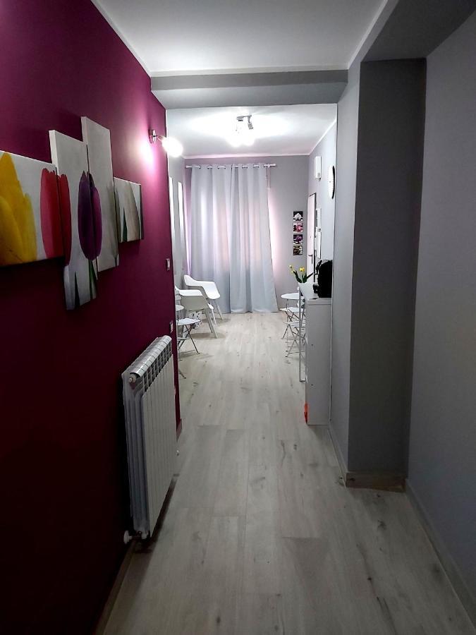 Le Stanze Di Dalia Bed & Breakfast โครโตเน ภายนอก รูปภาพ