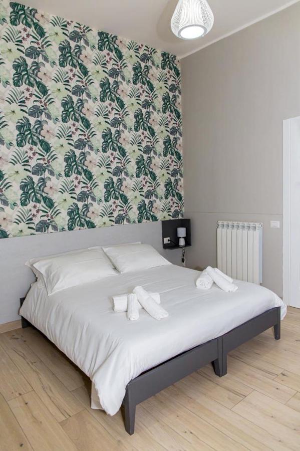Le Stanze Di Dalia Bed & Breakfast โครโตเน ภายนอก รูปภาพ